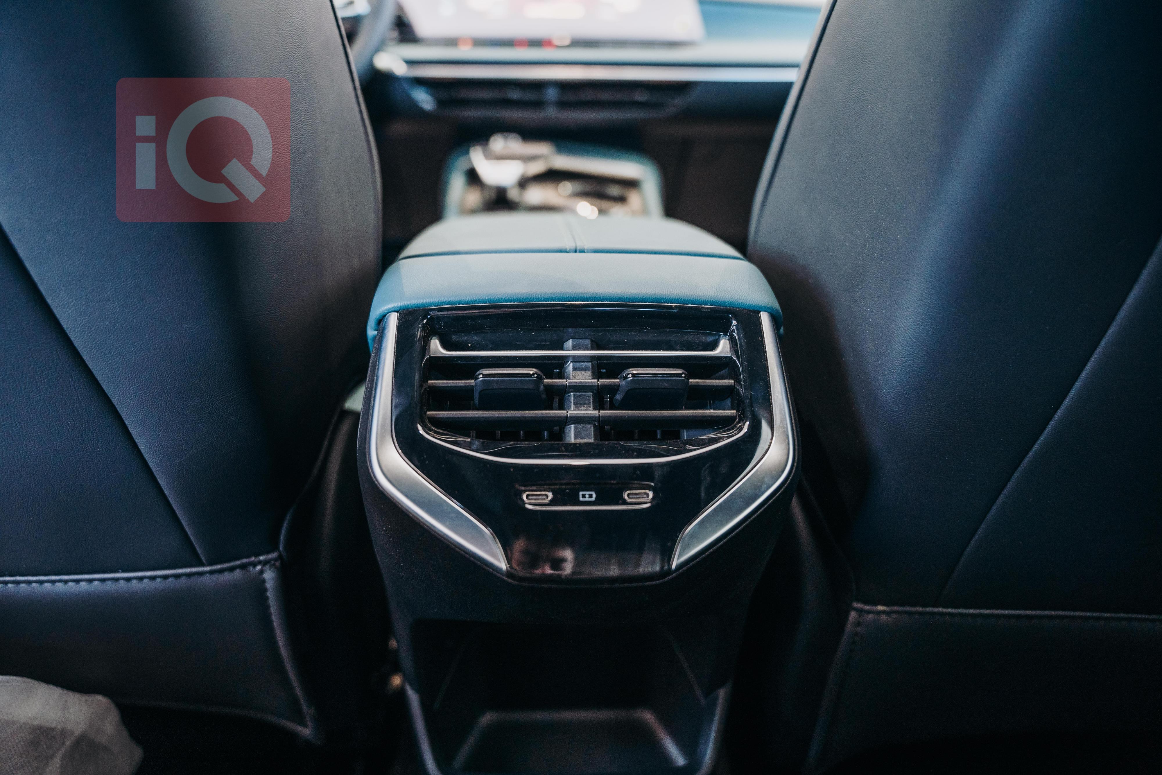 https://cdn.iqcars.io_DSC2669.JPG